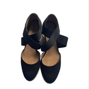 Lifestride Women’s black wedge sandals size 9.5. Brand new!